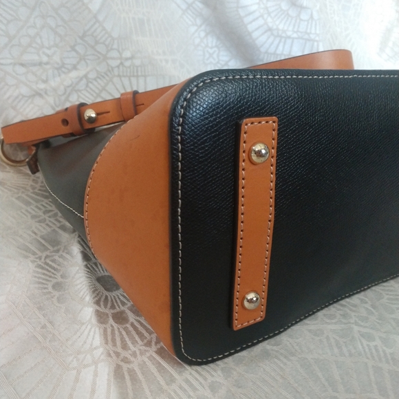 Dooney and Bourke hobo - Picture 5 of 9